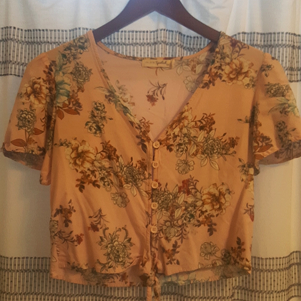 Live To Be Spoiled Floral Crop
